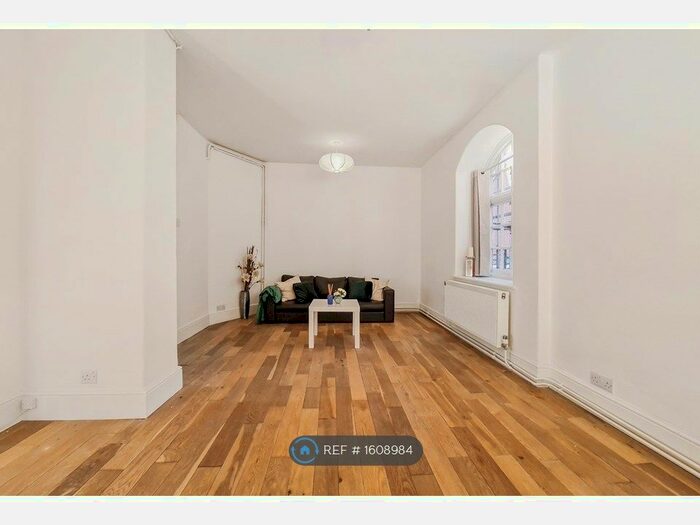 2 Bedroom Flat To Rent In Hogarth House, London, SW1P