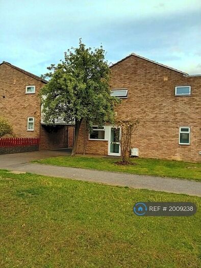 4 Bedroom End Of Terrace House To Rent In Court, Witham, CM8