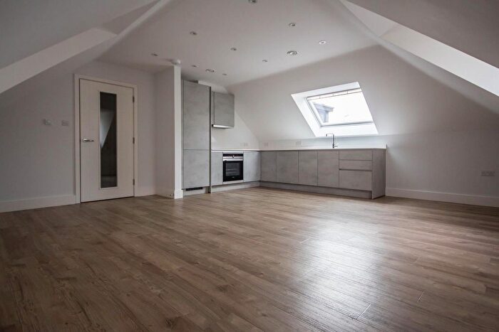 1 Bedroom Flat For Sale In Flat Hills Court, Hills Road, Cambridge, CB2
