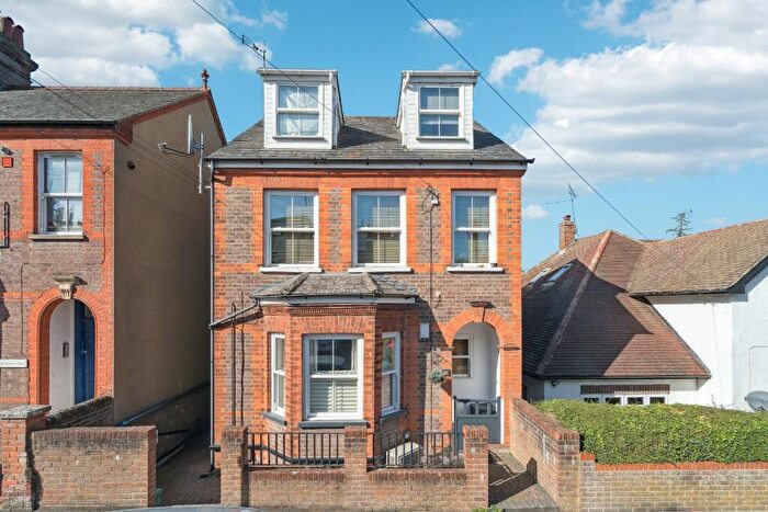2 Bedroom Duplex For Sale In Alexandra Road, Hemel Hempstead, Hertfordshire, HP2