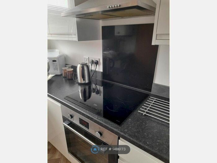 1 Bedroom Flat To Rent In Royalty View Apartments, Christchurch, BH23