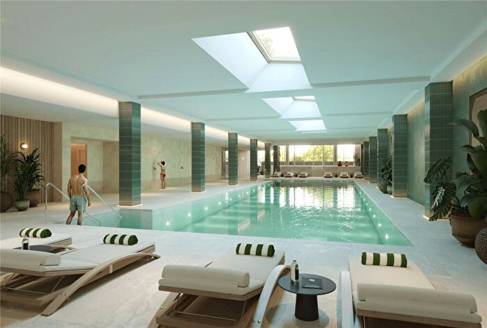 Apartment To Rent In Ribbon Lane, London, NW2