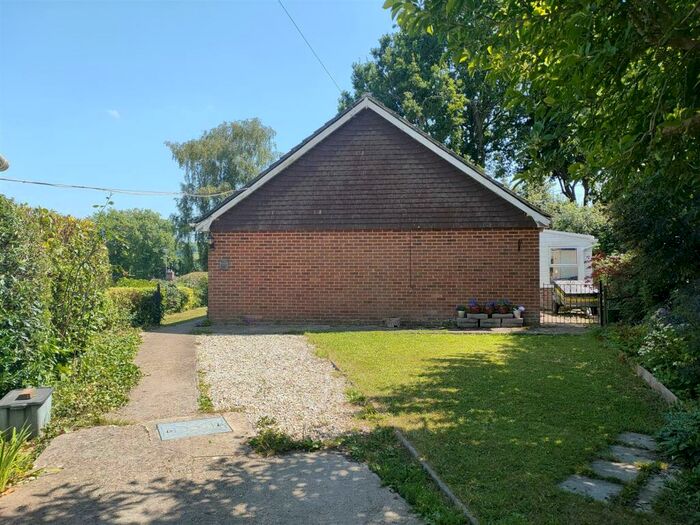 3 Bedroom Detached Bungalow For Sale In Coneygar Lane, Bridport, Dorset