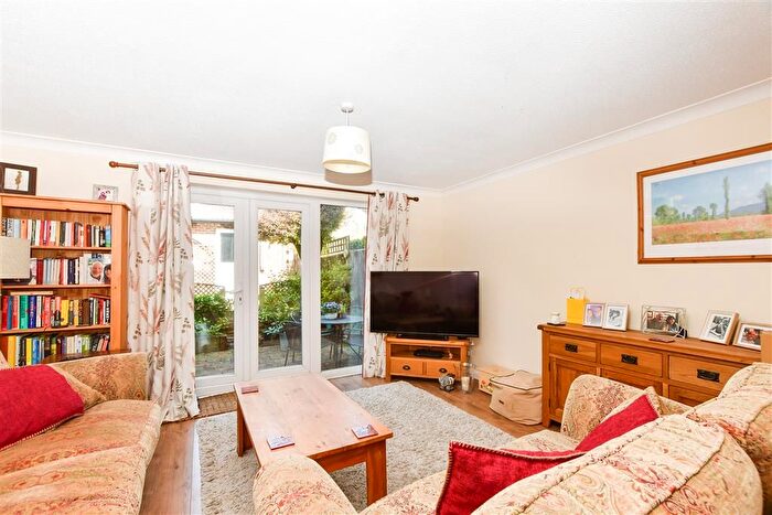 3 Bedroom Terraced House For Sale In New Road, Ridgewood, Uckfield, East Sussex, TN22