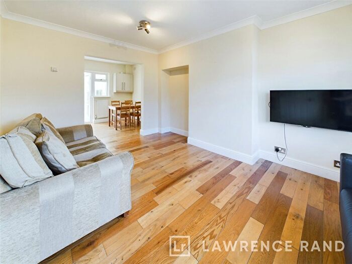 4 Bedroom Terraced House To Rent In Stafford Road, Ruislip, HA4