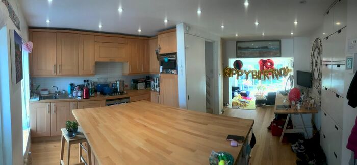 4 Bedroom Semi-Detached House To Rent In Shaftesbury Way, Twickenham, TW2