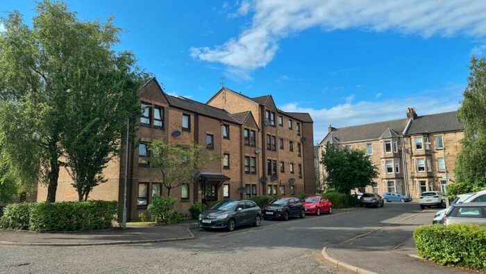 2 Bedroom Flat To Rent In / Hartfield Court, Dumbarton, G82