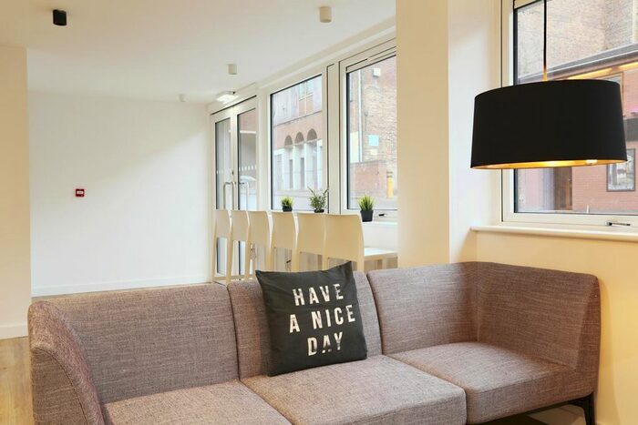 Studio To Rent In The Midway, Newcastle-Under-Lyme, ST5