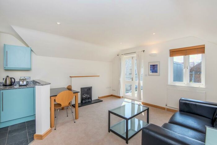 2 Bedroom Apartment To Rent In Mayfield Road, Oxford, OX2