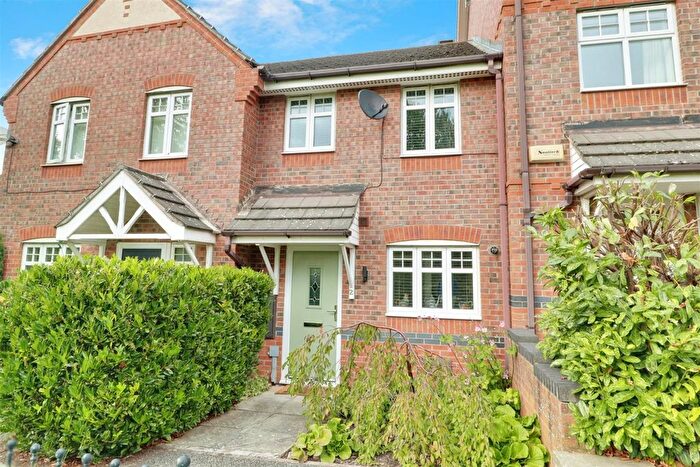 2 Bedroom Town House For Sale In Redwood Drive, Crewe, CW1