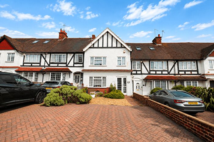 3 Bedroom Terraced House For Sale In Kenton Lane, Harrow, Middlesex, HA3