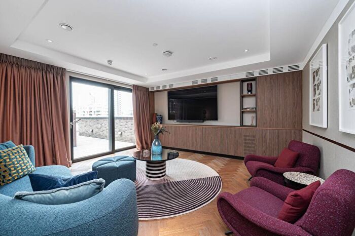 1 Bedroom Flat To Rent In New Drum Street, Aldgate, London, E1