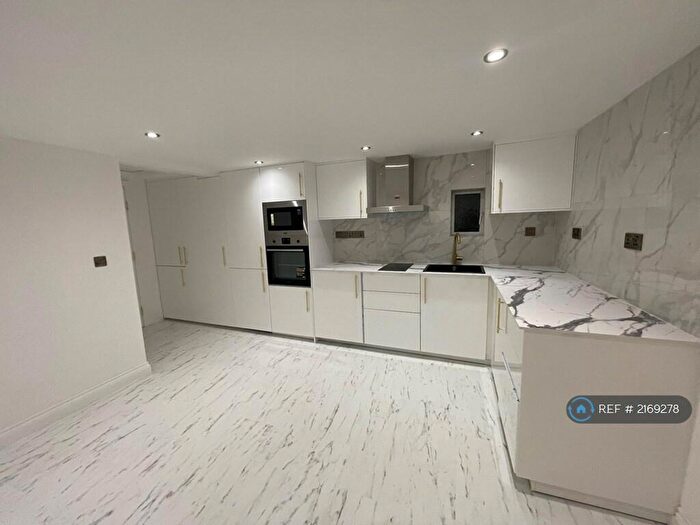 1 Bedroom Flat To Rent In Oxford Road, Reading, RG1