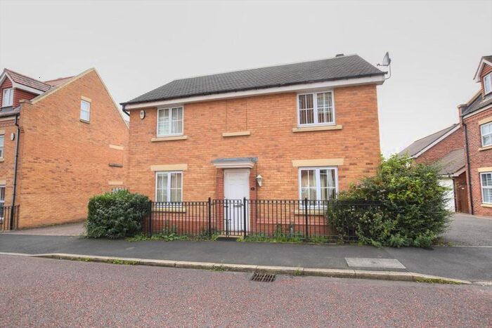 4 Bedroom Detached House To Rent In Sharperton Drive, Gosforth, Newcastle Upon Tyne, NE3
