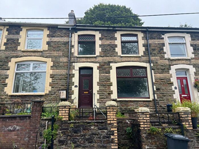 3 Bedroom Terraced House To Rent In Windsor Road, Sixbells, NP13