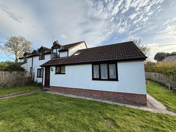 3 Bedroom Semi-Detached House To Rent In Yew House, BA12