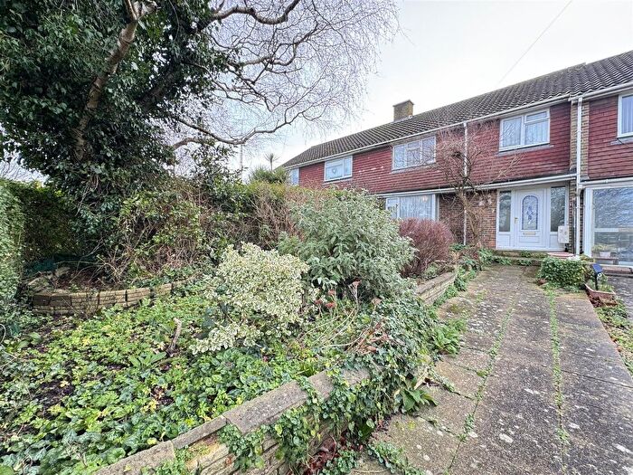 3 Bedroom Terraced House For Sale In Manor Road, Upper Beeding, Steyning, BN44