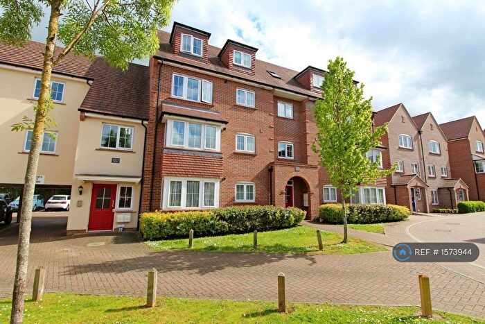 2 Bedroom Flat To Rent In Lindsell Avenue, Letchworth Garden City, SG6