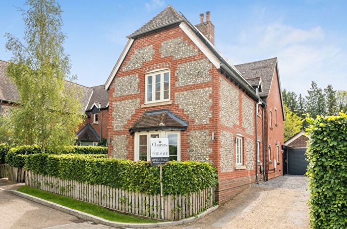 6 Bedroom Semi-Detached House For Sale In Freemans Yard Lane, Cheriton, Alresford, Hampshire, SO24