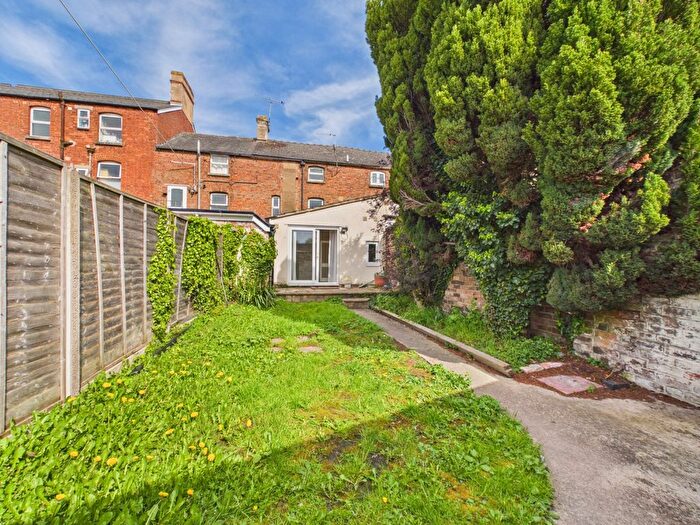 1 Bedroom Flat To Rent In High Street, Stonehouse, Gloucestershire, GL10