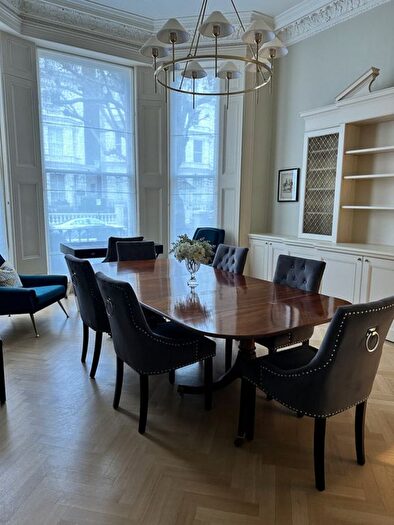 1 Bedroom Flat To Rent In Montpelier Square, London, SW7