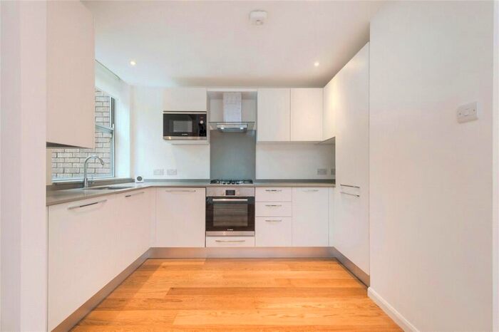 2 Bedroom Flat To Rent In Matlock Court, St John's Wood, NW8