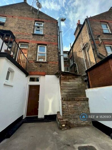 1 Bedroom Flat To Rent In West Green Road, London, N15