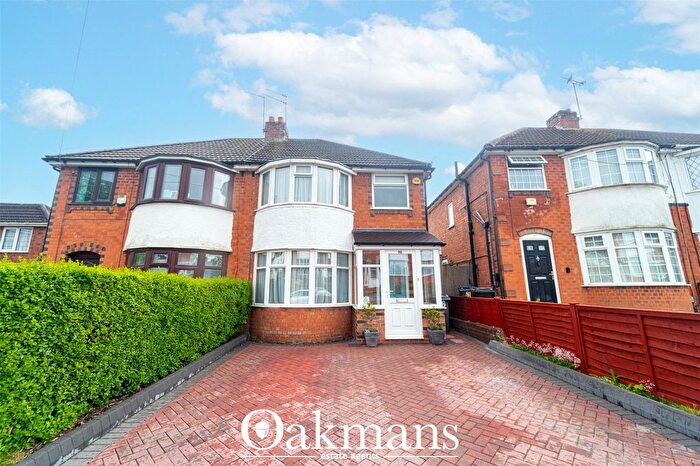 3 Bedroom Semi Detached House For Sale In Higgins Lane, Quinton, Birmingham, West Midlands, B32