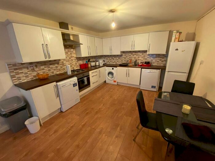 2 Bedroom Apartment To Rent In Station Street East, Coventry, CV6