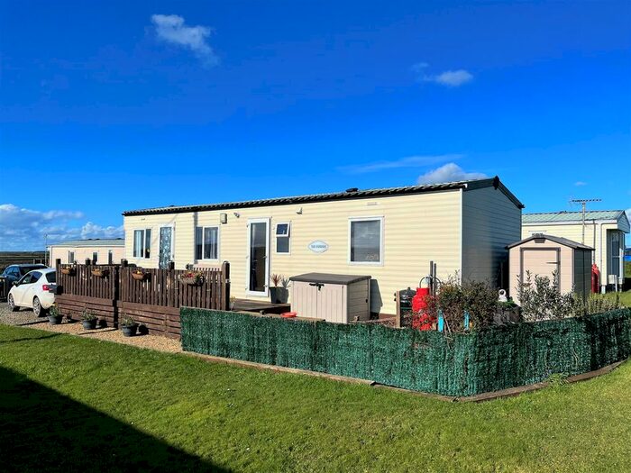 2 Bedroom Park Home For Sale In Park Hall Caravan Site, Pen Y Cwm, Haverfordwest, SA62