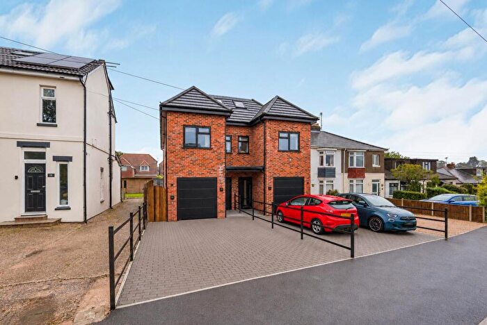 4 Bedroom Semi-Detached House For Sale In Park Avenue, Widley, PO7