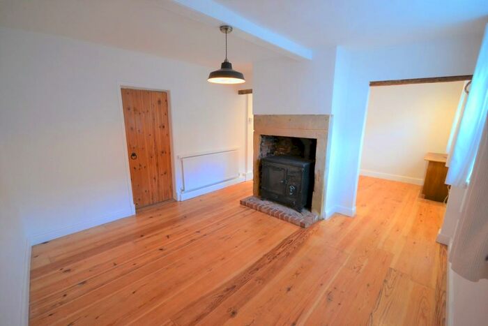 2 Bedroom Cottage To Rent In High Street, Blyth, Worksop, S81