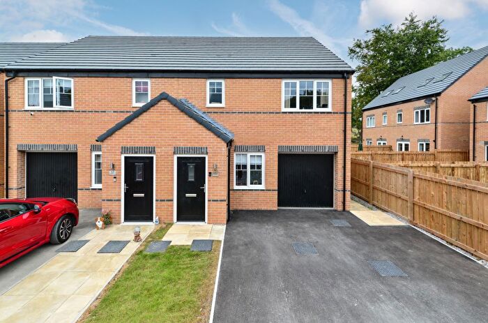 3 Bedroom Semi-Detached House For Sale In Whistle Avenue, Cullingworth, West Yorkshire, BD13
