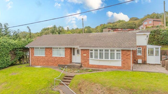 3 Bedroom Bungalow To Rent In High Street, Newbridge, NP11