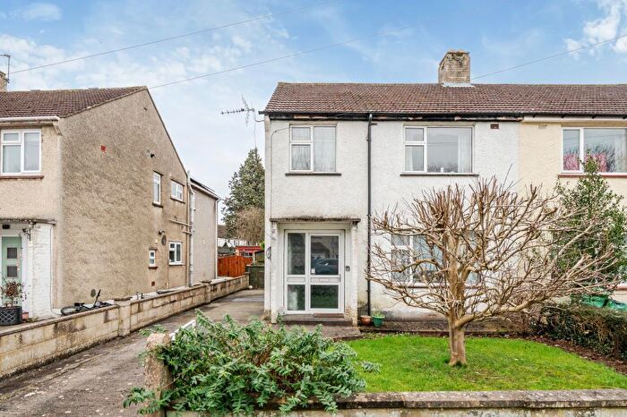 3 Bedroom Semi Detached House For Sale In Arlington Drive, Marston, OX3