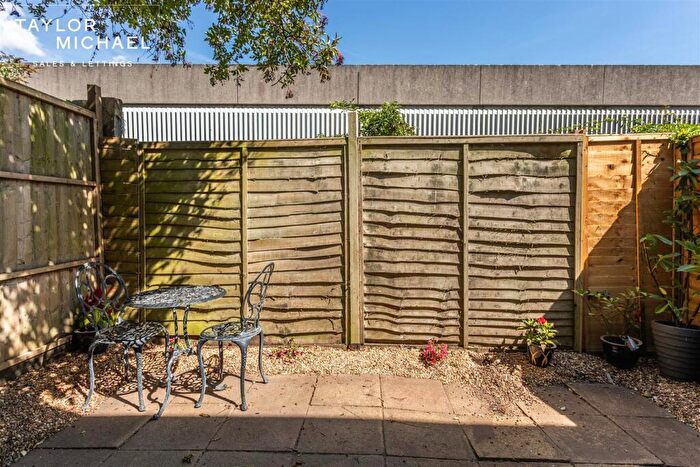 3 Bedroom Terraced House For Sale In Portland Street, North Laine, Brighton, BN1 - Photo 6