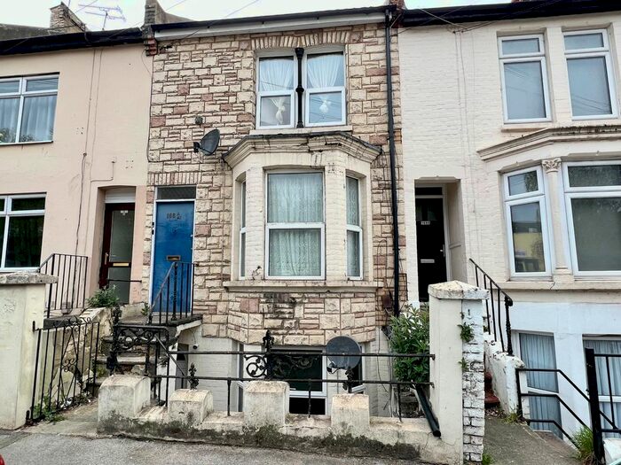 1 Bedroom Flat To Rent In Richmond Road, Gilingham, ME7