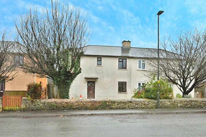 3 Bedroom Semi Detached House For Sale In Siddington Road, Cirencester, Gloucestershire, GL7