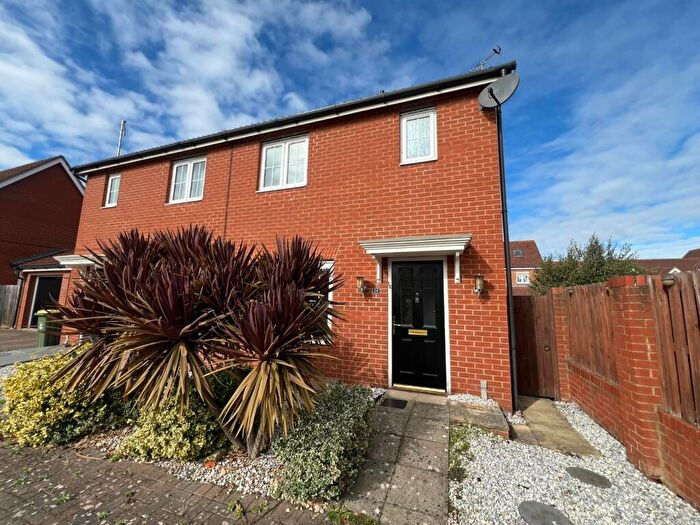 3 Bedroom Semi-Detached House To Rent In Temple Way, Rayleigh, SS6