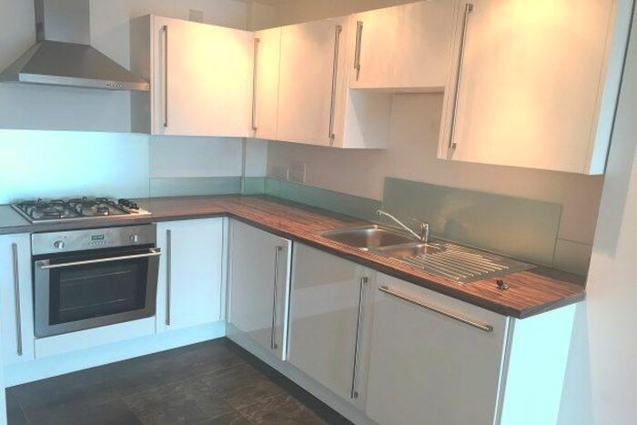 1 Bedroom Flat To Rent In The Crescent, Plymouth, PL1