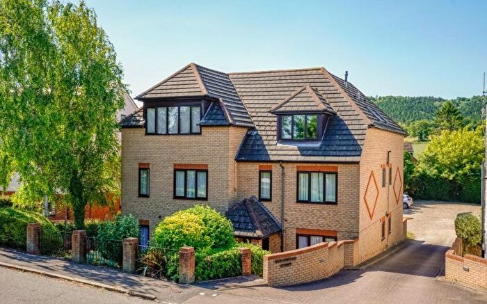 2 Bedroom Flat For Sale In Beechwood Court, Buckland Wharf, Buckland, Aylesbury, Buckinghamshire, HP22