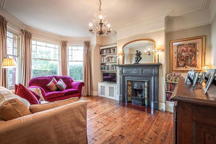 3 Bedroom Terraced House For Sale In Fleetwood Road, London, NW10