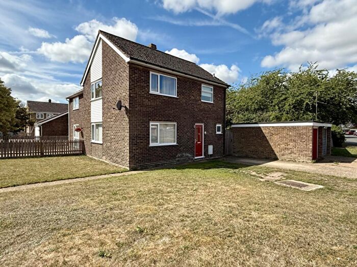 3 Bedroom Semi-Detached House To Rent In Barton Mills, IP28