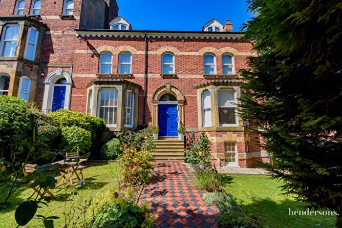1 Bedroom Flat For Sale In Hanover Terrace, Whitby, YO21