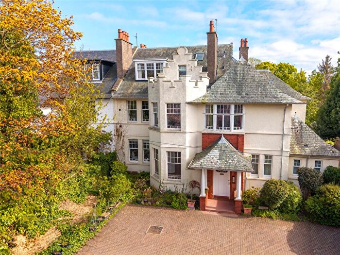 2 Bedroom Apartment For Sale In Hepburn Gardens, St. Andrews, Fife, KY16