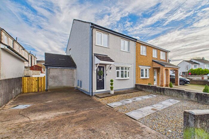 3 Bedroom Semi Detached House For Sale In Heathcote Park, Cleator Moor, CA25