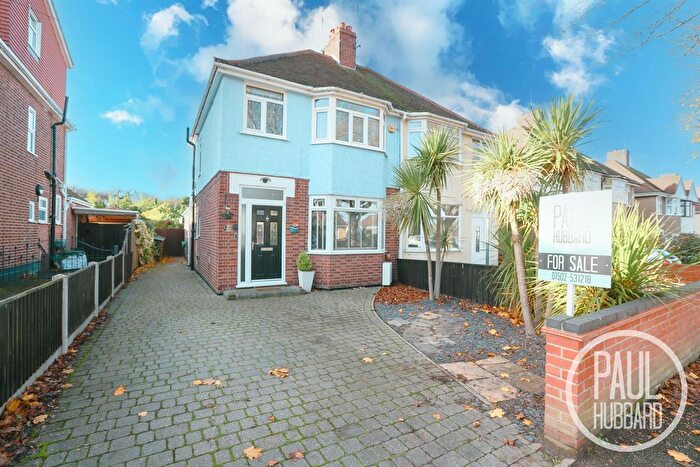 3 Bedroom Semi-Detached House For Sale In Walmer Road, Pakefield, NR33