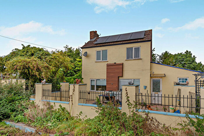 3 Bedroom Detached House For Sale In Gardeners Cottage, Croft Bank, Croft, Lincolnshire, PE24