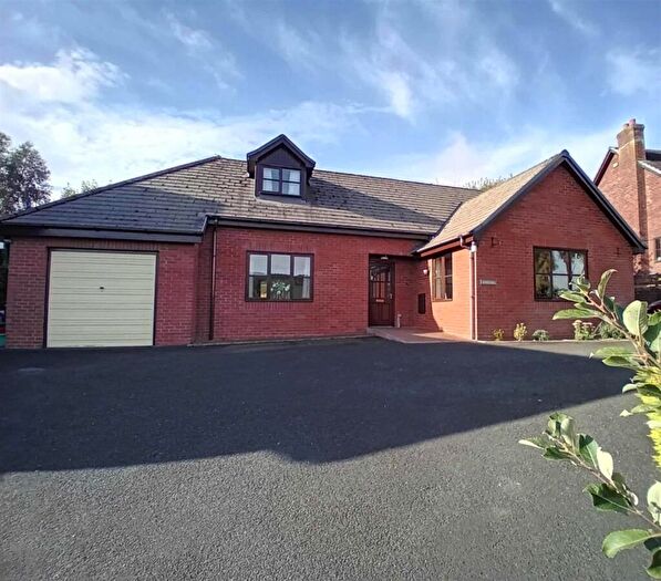 3 Bedroom Detached Bungalow For Sale In Grove Close, Knighton, LD7