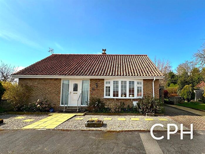 2 Bedroom Detached Bungalow For Sale In Castle Close, Thornton-Le-Dale, YO18